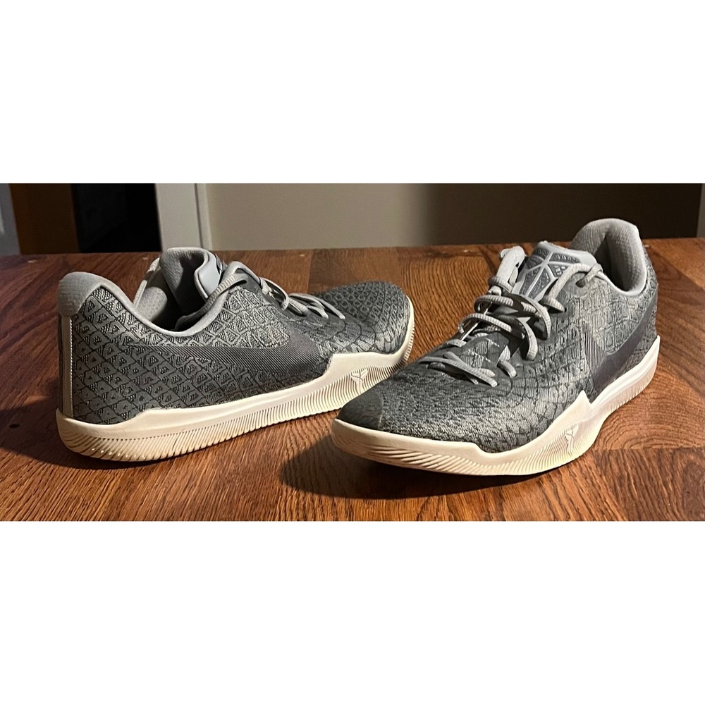 Nike Kobe Mamba Instinct Pure Platinum Wolf Grey Basketball Shoes Mens 12